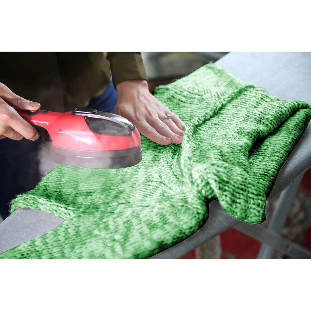 Plancha de mano a vapor